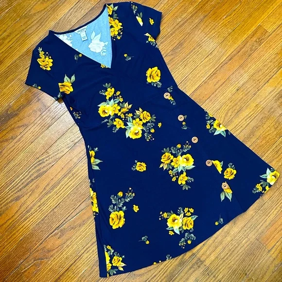 Arizona Jean Company | Dresses | Arizona Juniors Med Faux Wrap Navy Blue  Yellow Floral Dress W Wood Buttons Euc | Poshmark